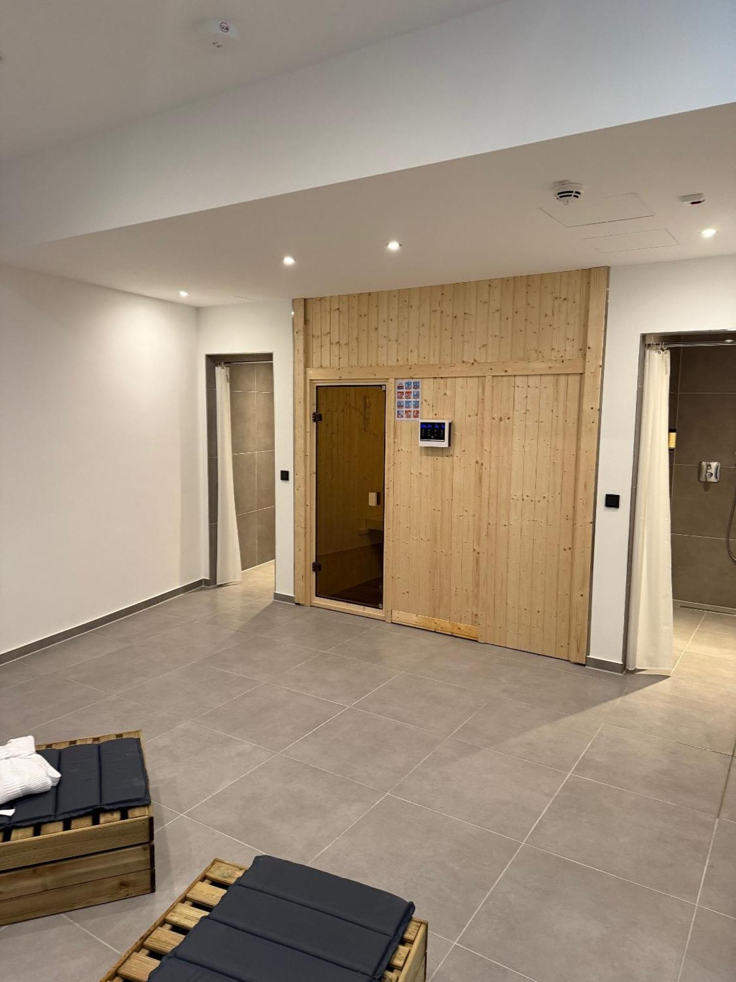 Hotel Kaiserhof Bitterfeld-Wolfen 外观 照片